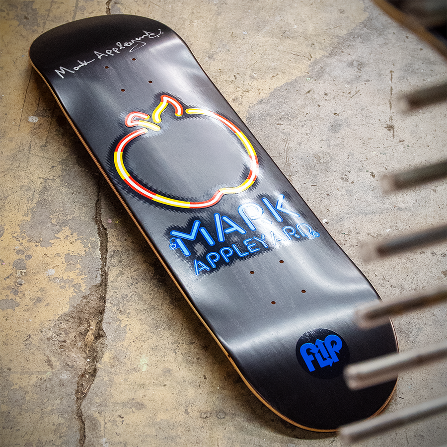 Mark Appleyard "Neon Apple" LTD 8.25"